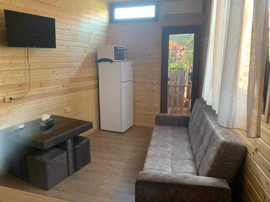 Ferienwohnung C'Est La Vie Mtsʼkhetʼa Exterior foto